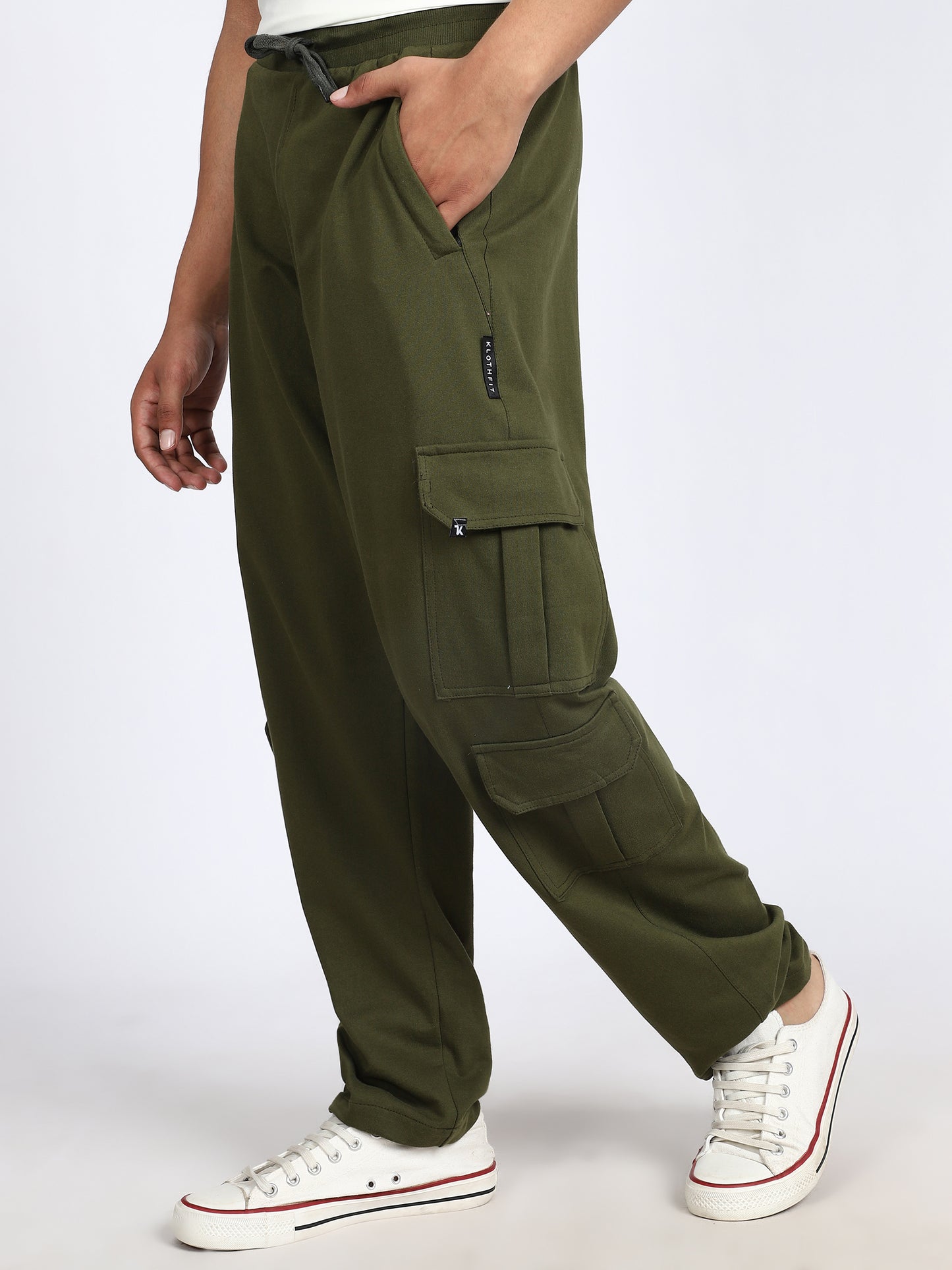 Men Travel Solid Trackpants
