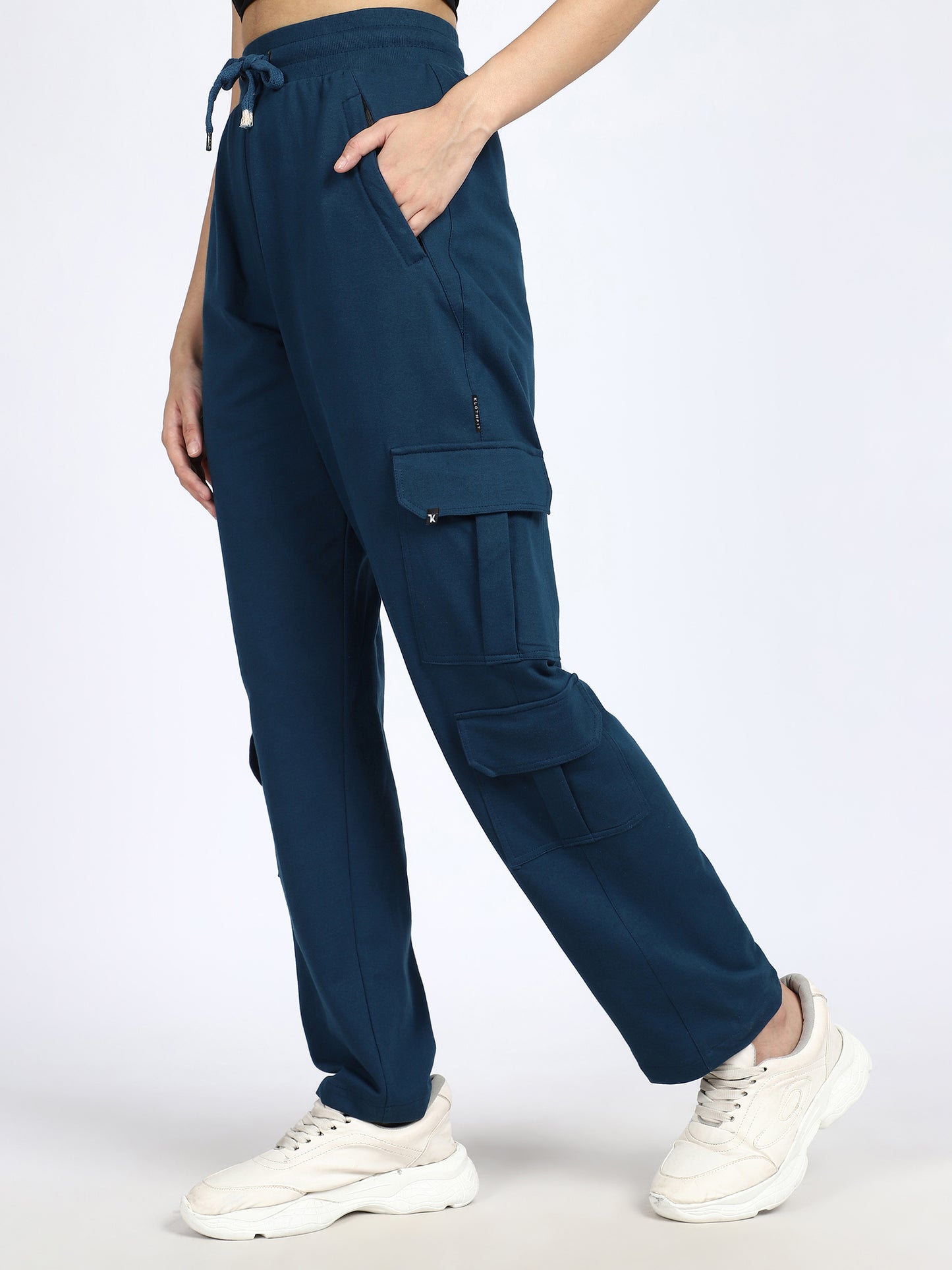 Women Solid Travel Trackpants