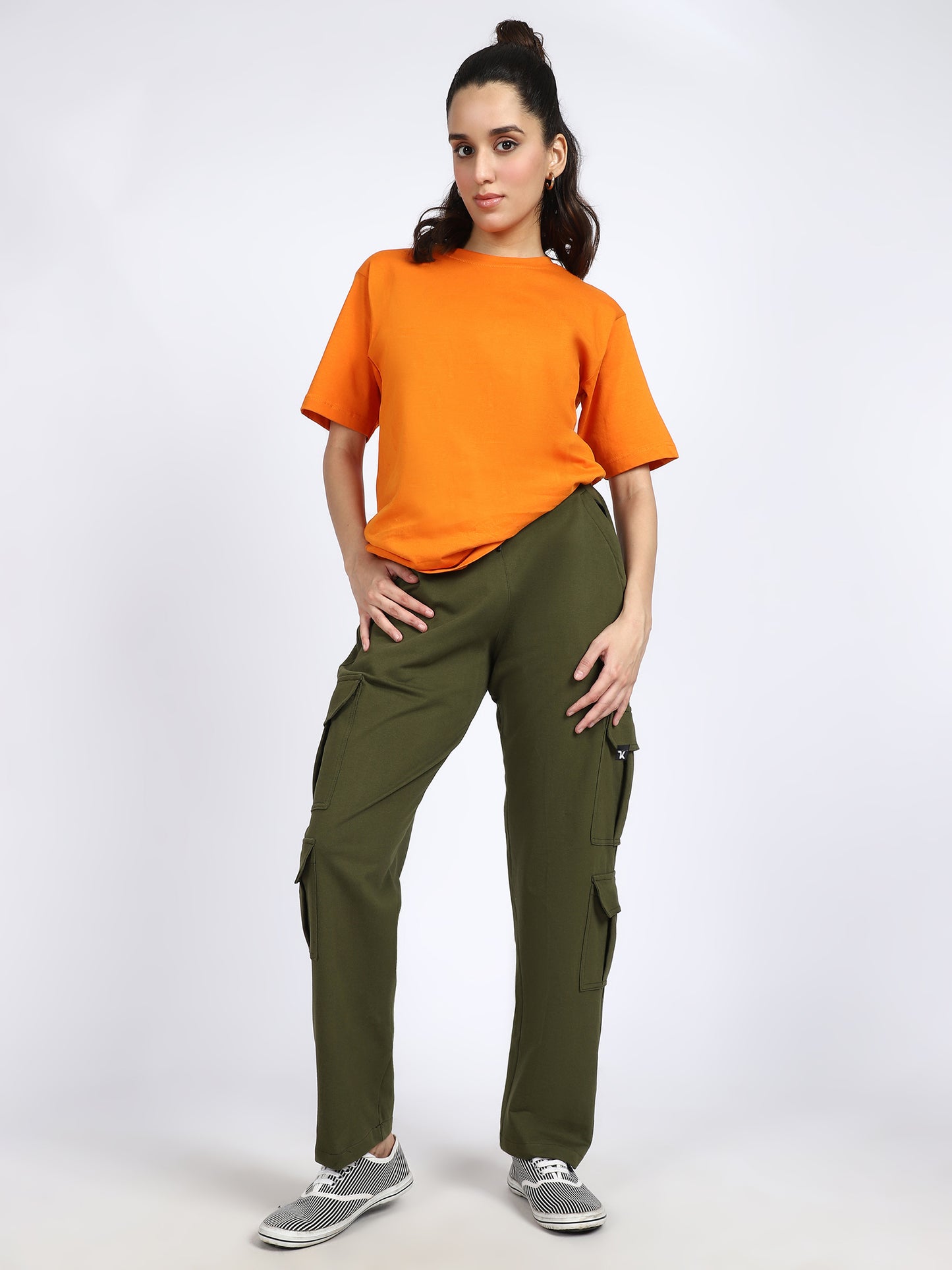 Women Solid Travel Trackpants