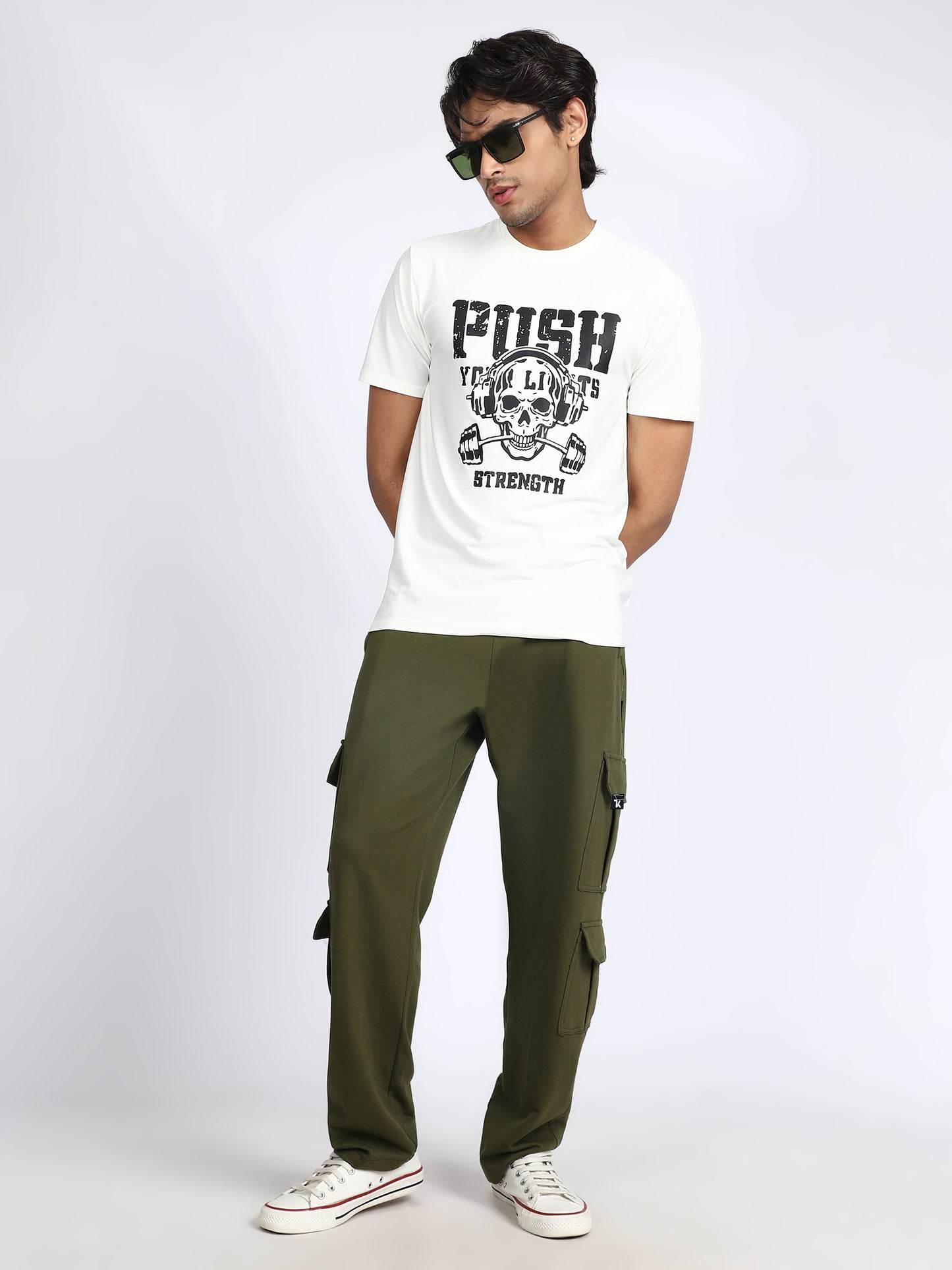 Men Travel Solid Trackpants