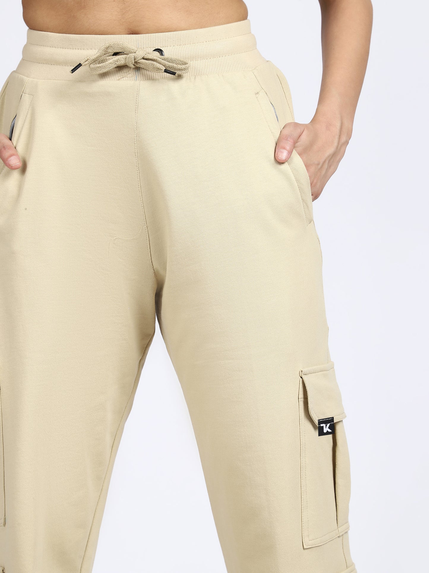 Women Solid Travel Trackpants