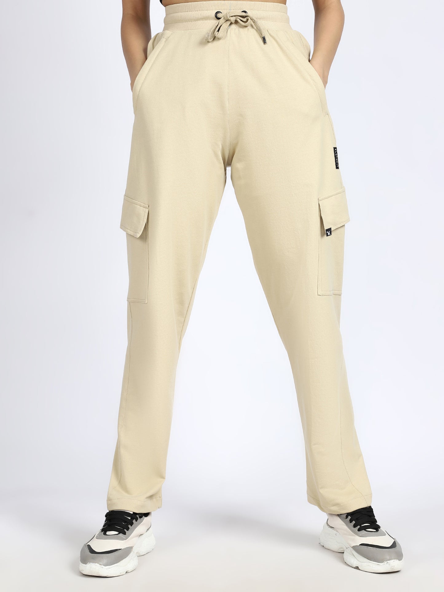 Women Streetwear Solid Trackpants