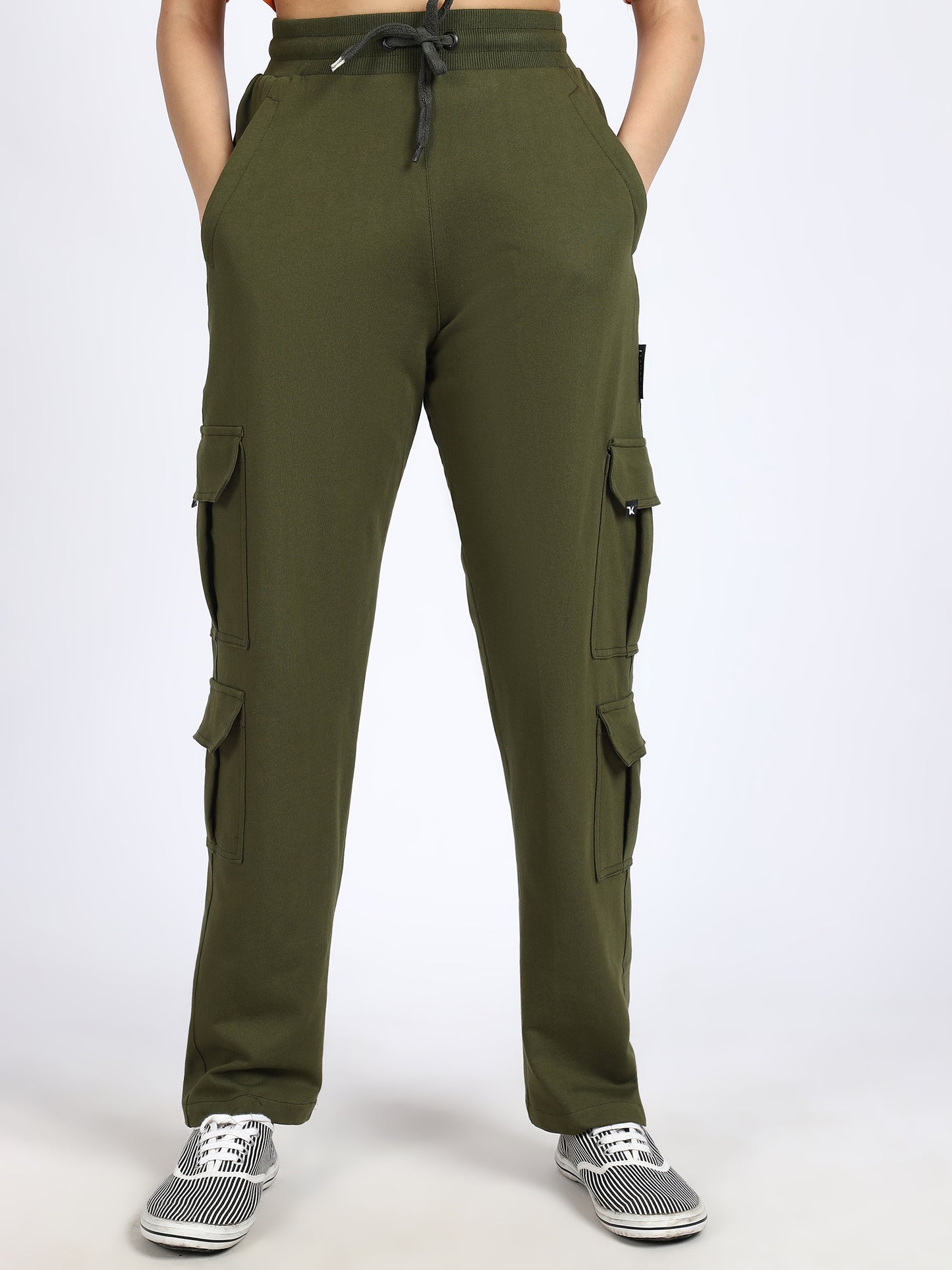 Women Solid Travel Trackpants