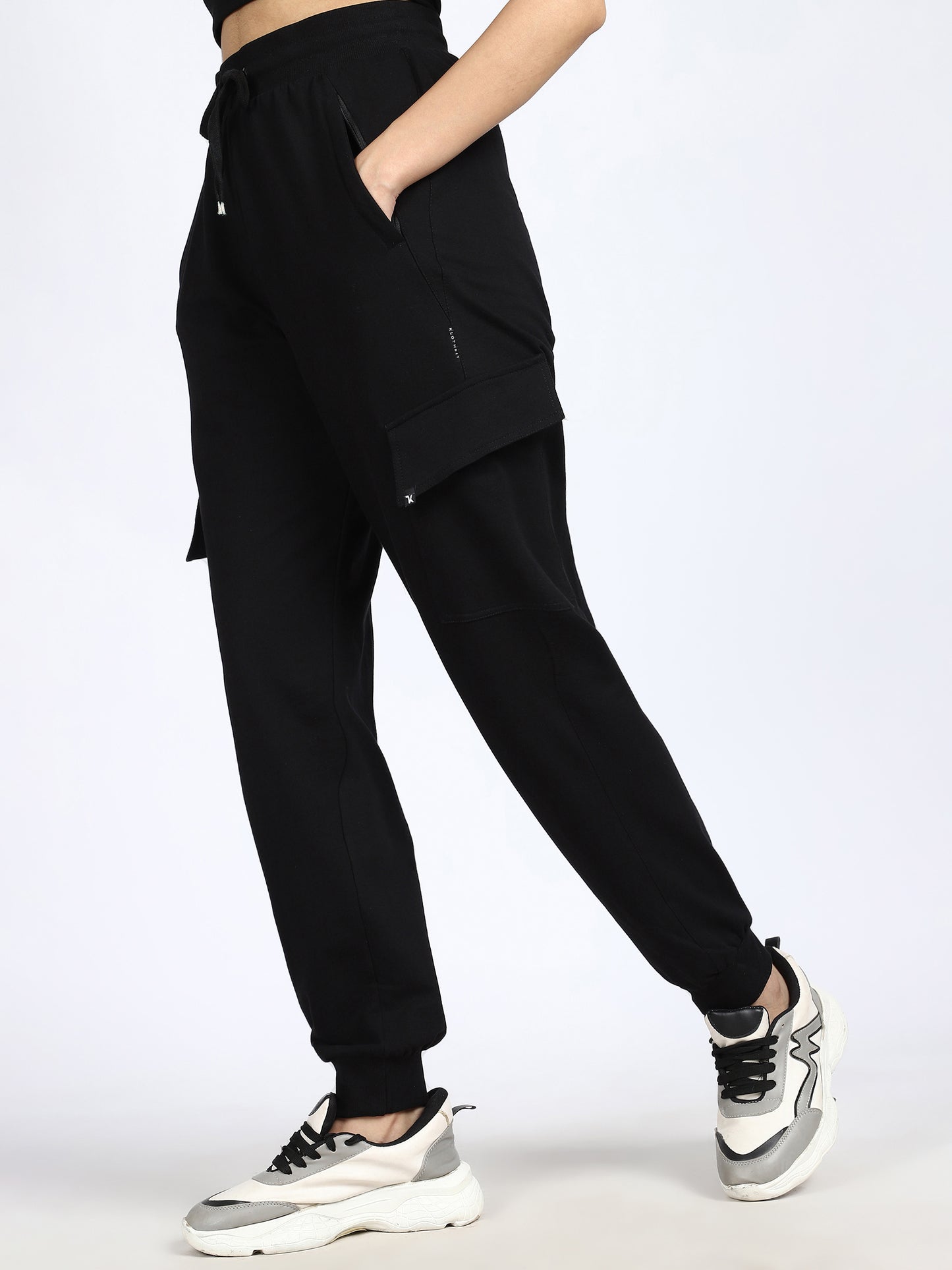 Women Streetwear Solid Joggers