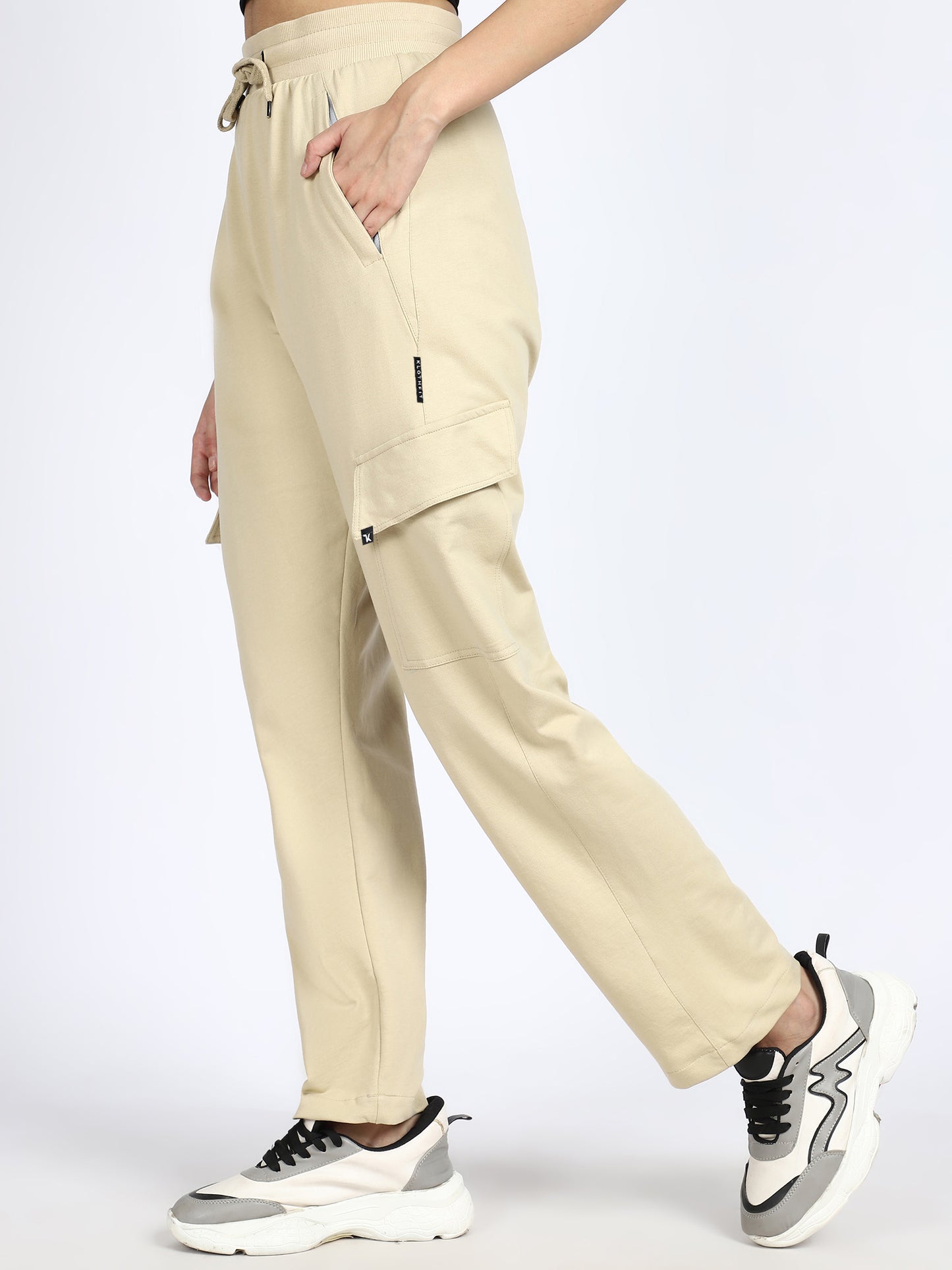 Women Streetwear Solid Trackpants