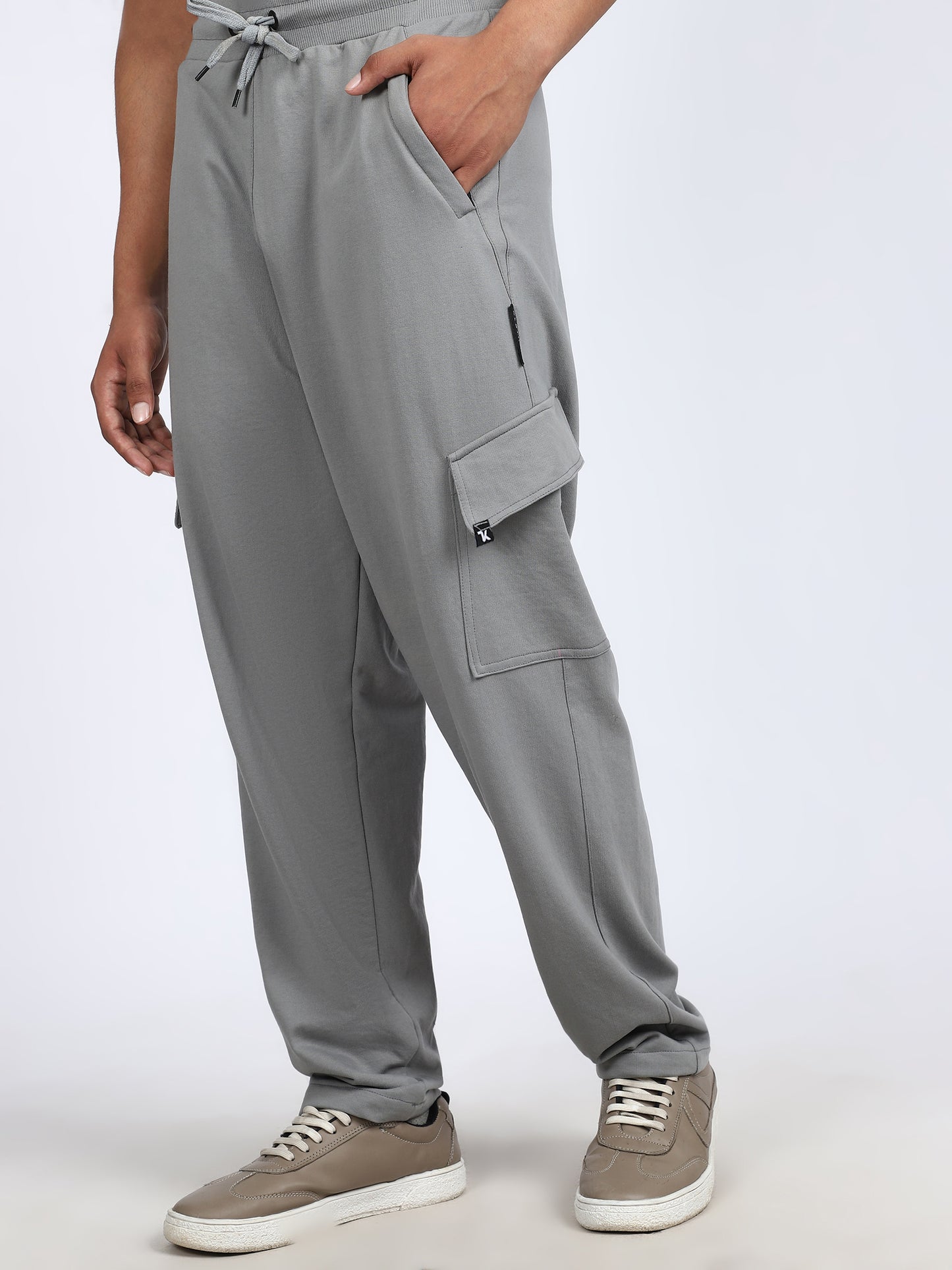Men Solid Cargo Pants Dark Gray