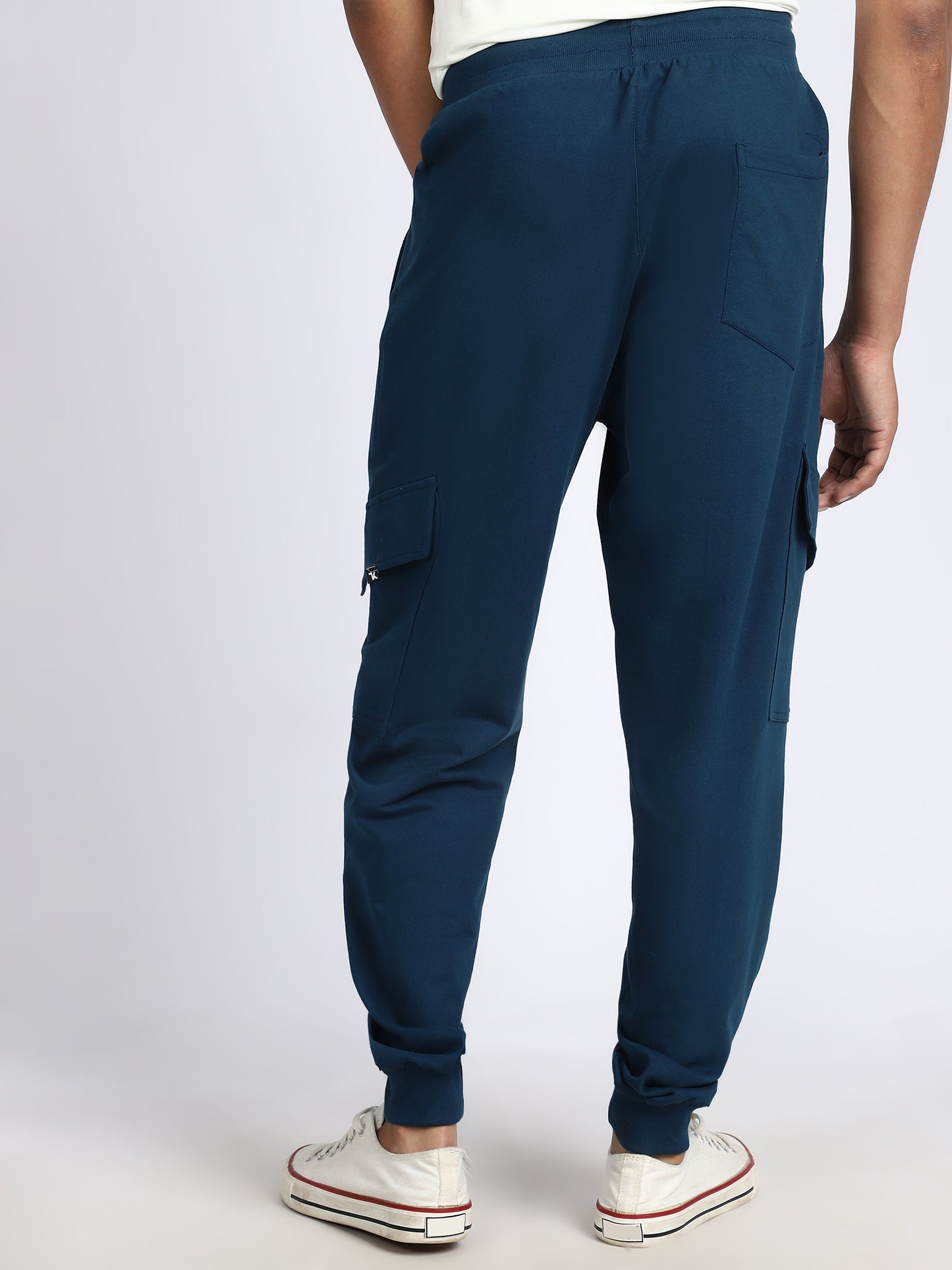 Men Solid Cargo Joggers Blue