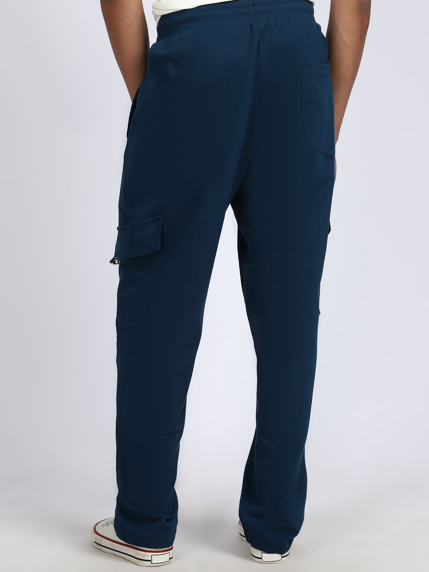 Men Solid Cargo Pants Oxford Blue