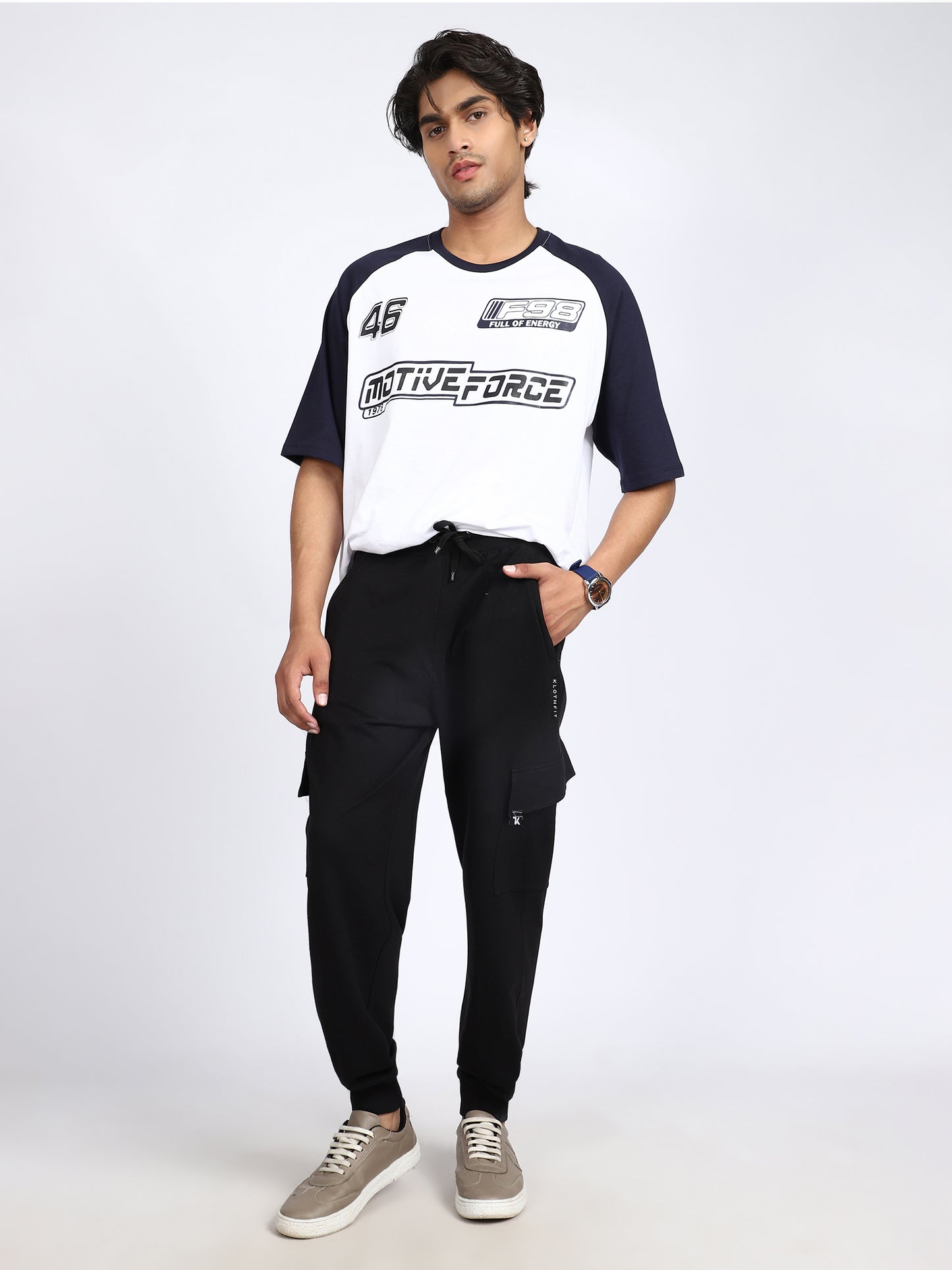 Men Solid Cargo Joggers Black