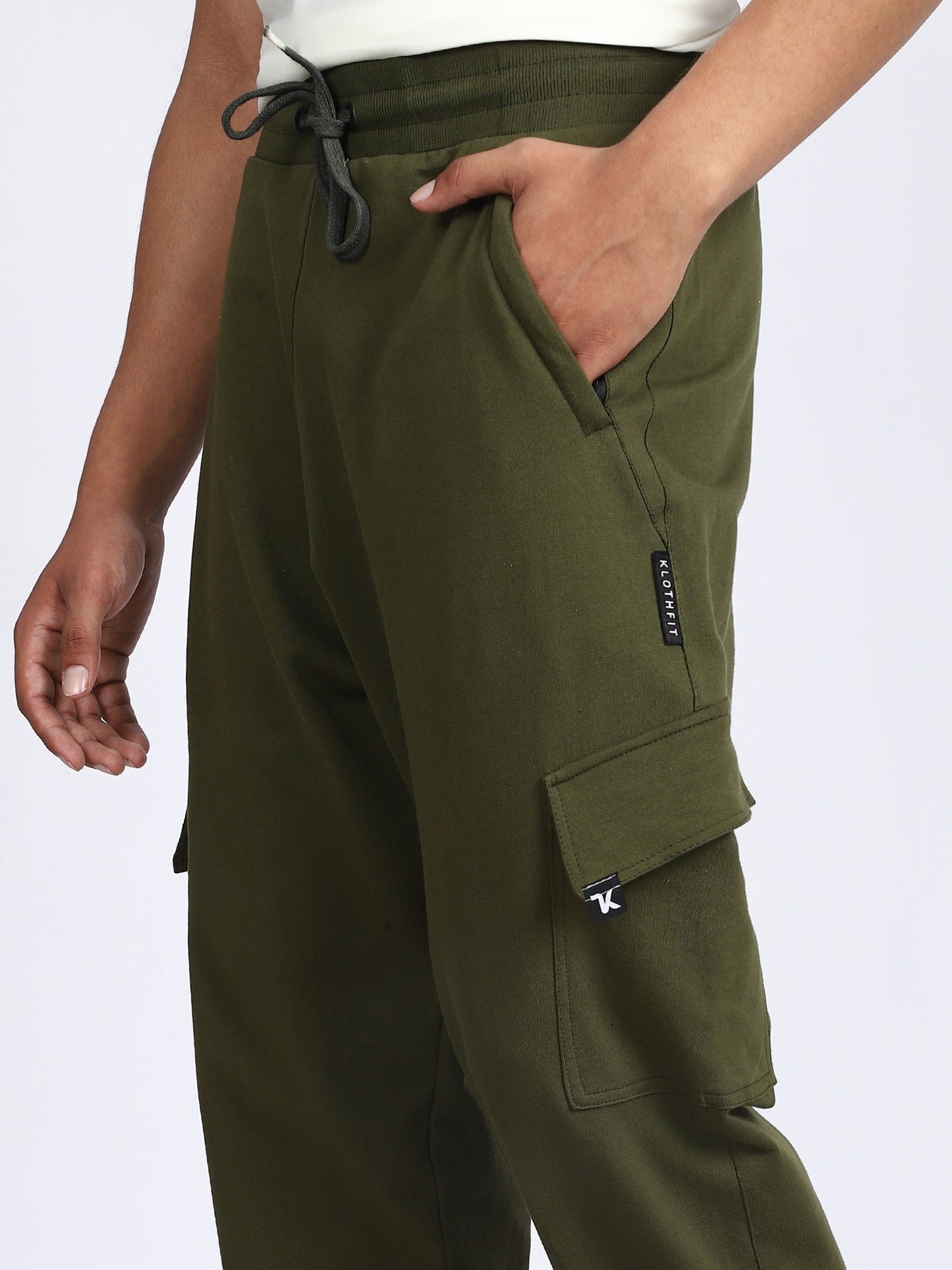 Men Solid Cargo Joggers Green