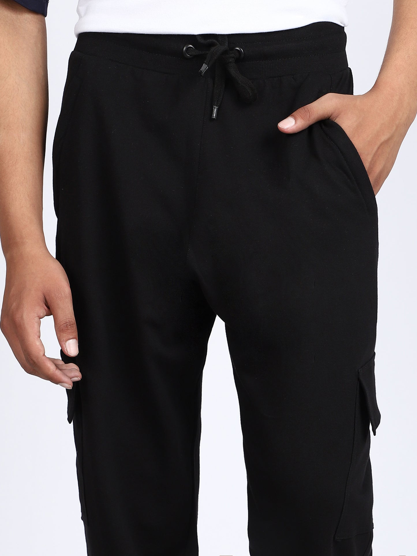 Men Solid Cargo Joggers Black