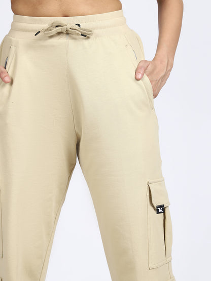 Women Solid Travel Trackpants