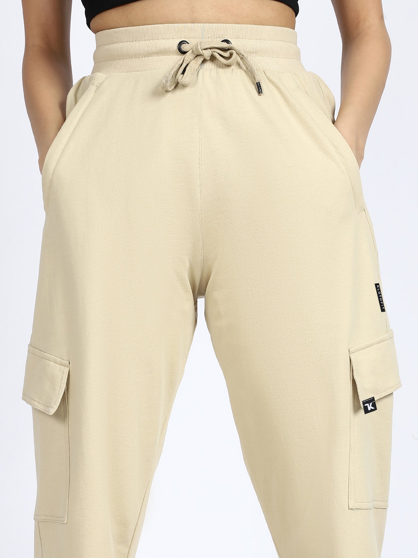 Women Streetwear Solid Trackpants