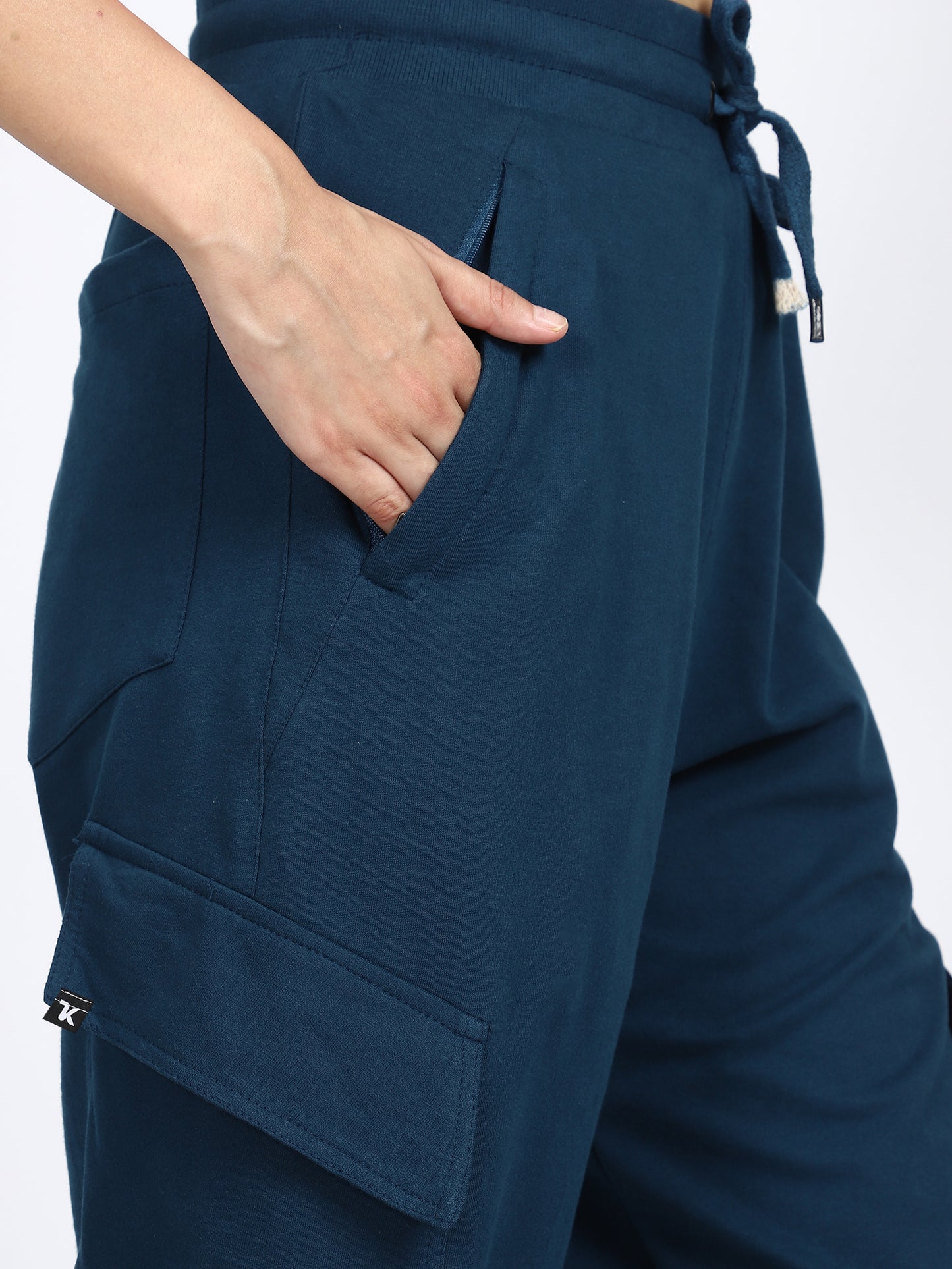Women Streetwear Solid Joggers