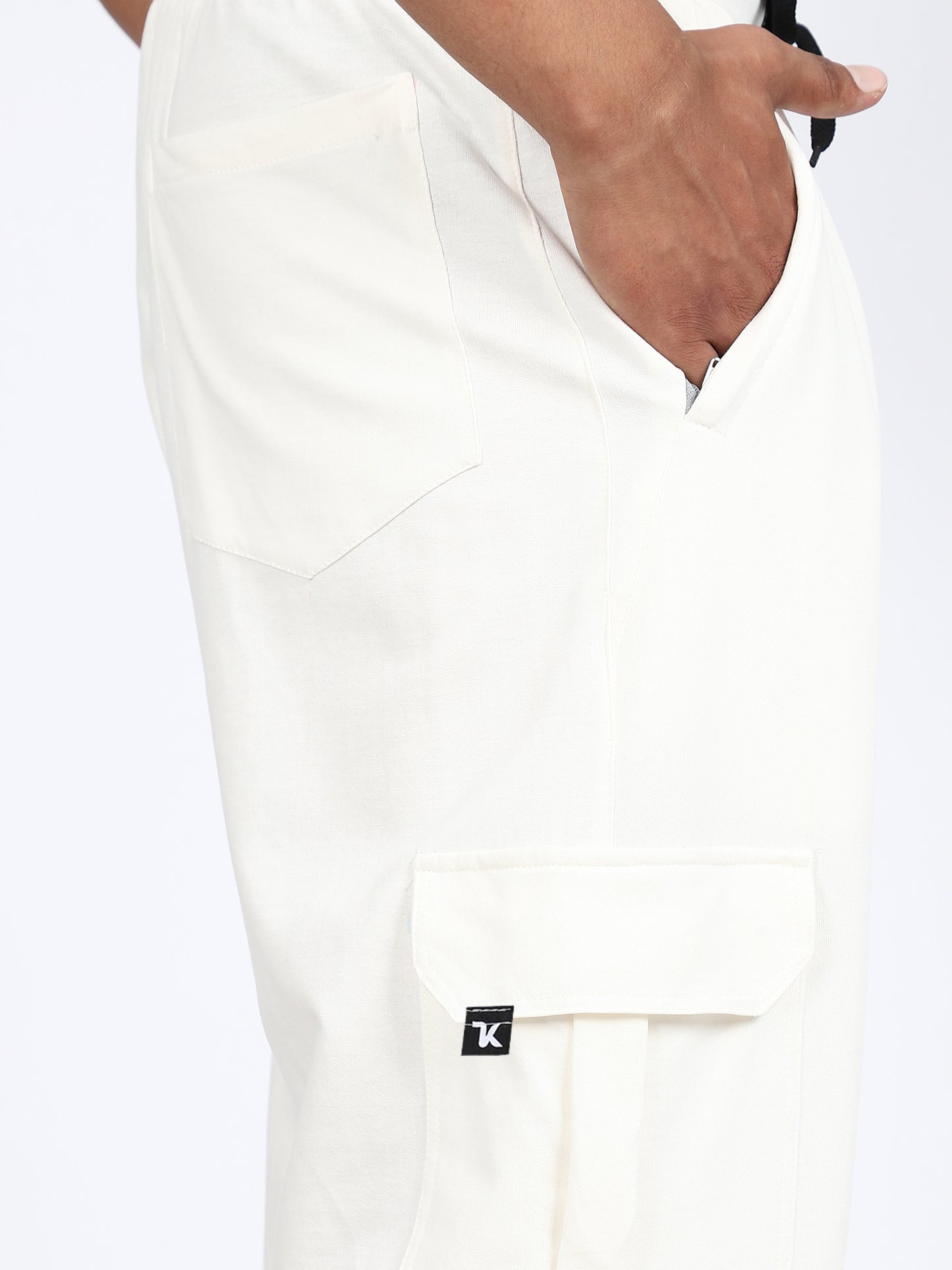 Men Solid Cargo White 6 Pocket