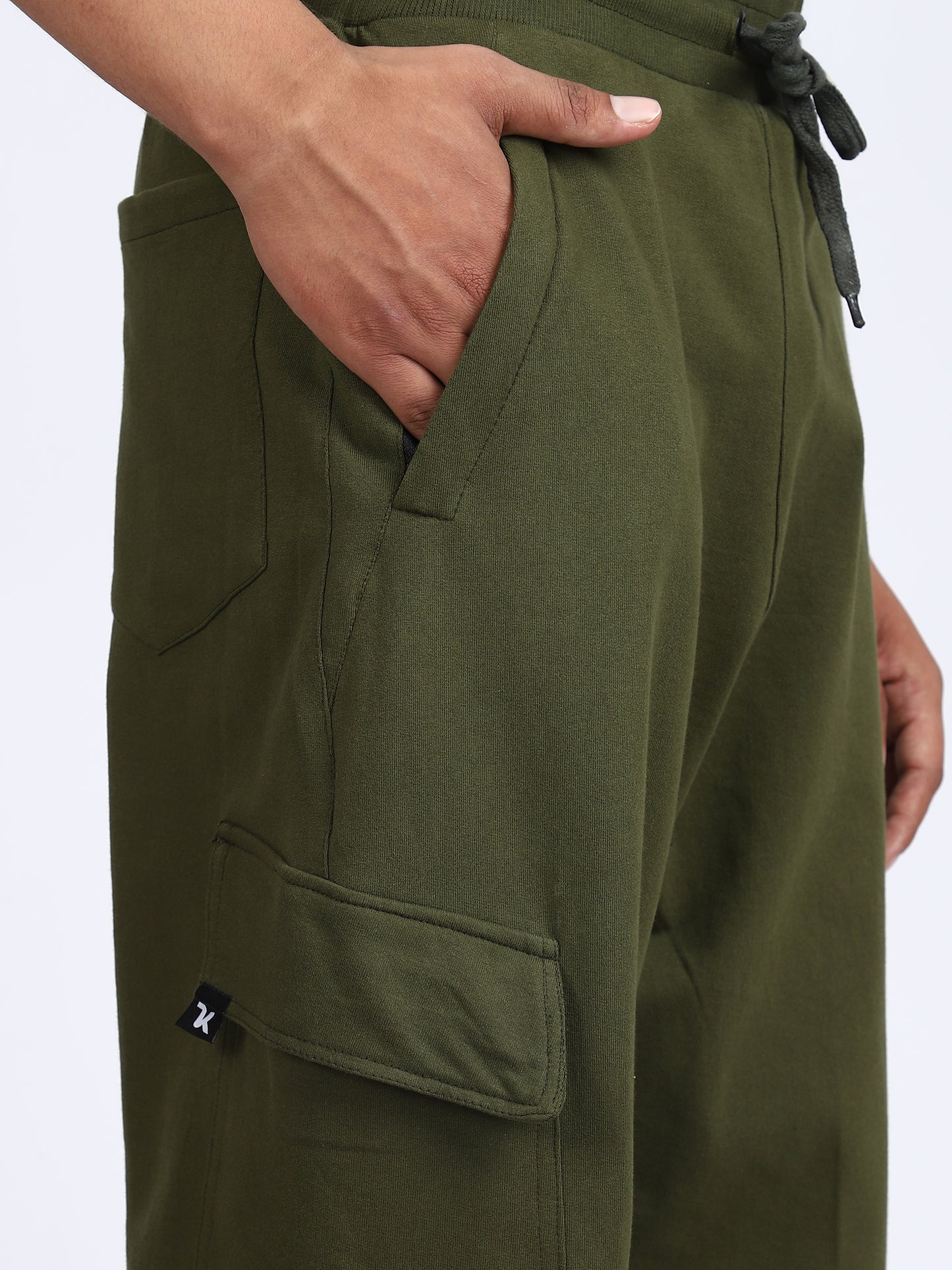Men Solid Cargo Pants Green
