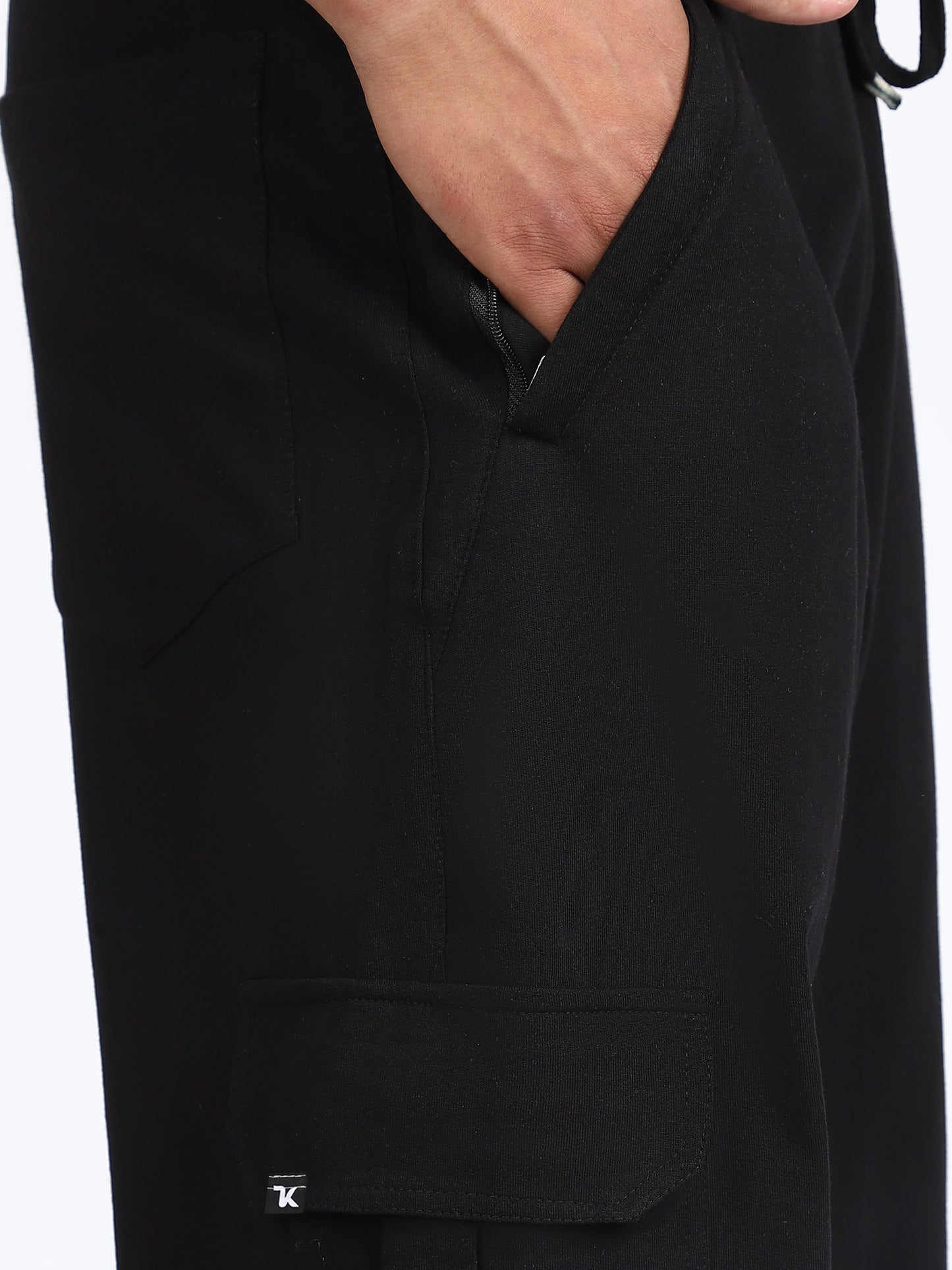 Men Solid Cargo Black 6 Pocket